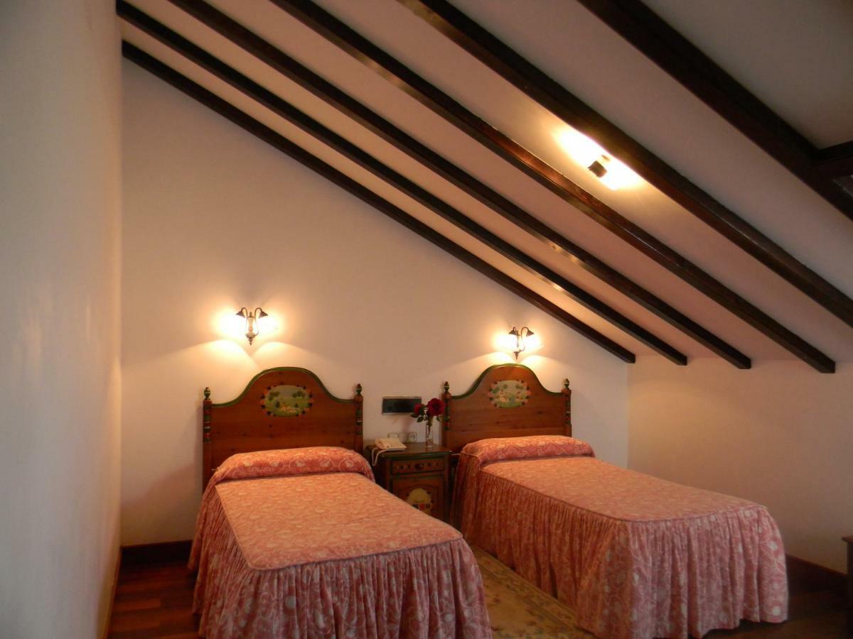 リバドゥミア Pazo Carrasqueira Bed & Breakfast エクステリア 写真